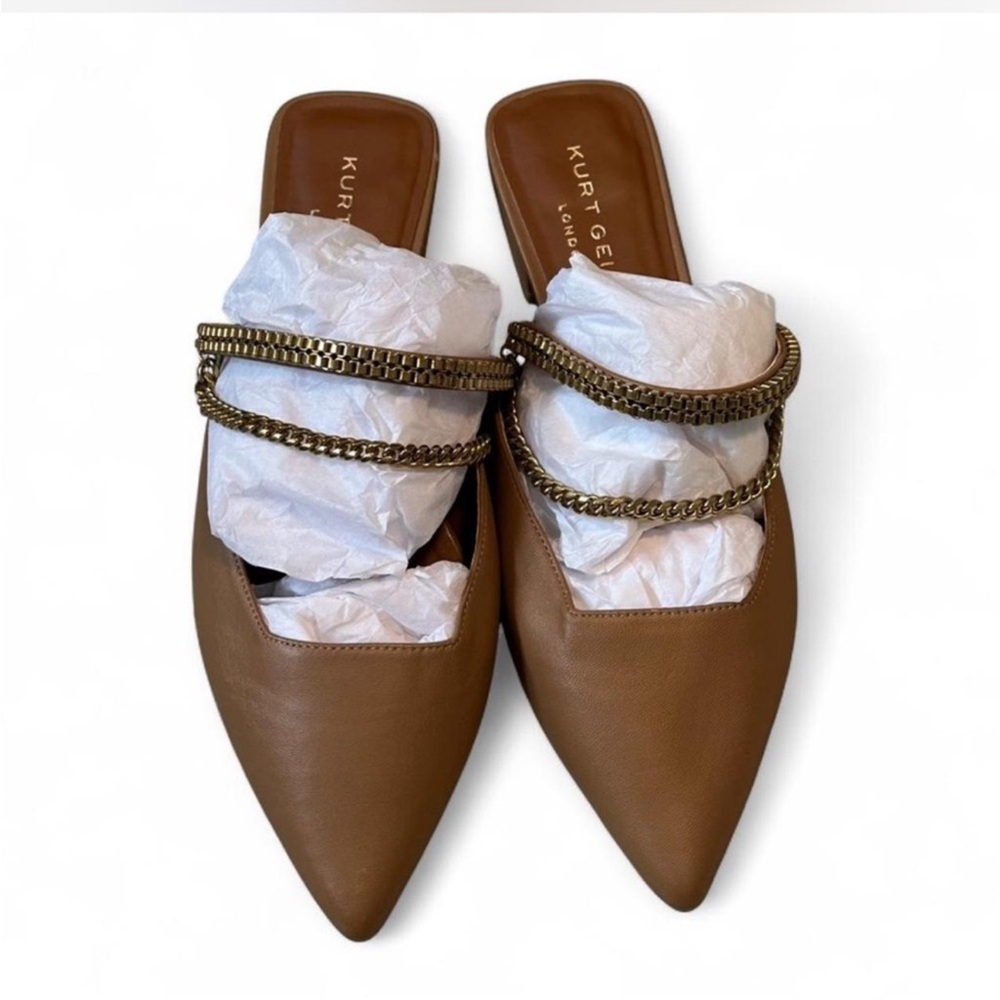 Kurt Geiger London Tan Chain Embellished pointed toe Mules size EU 40 NWOT